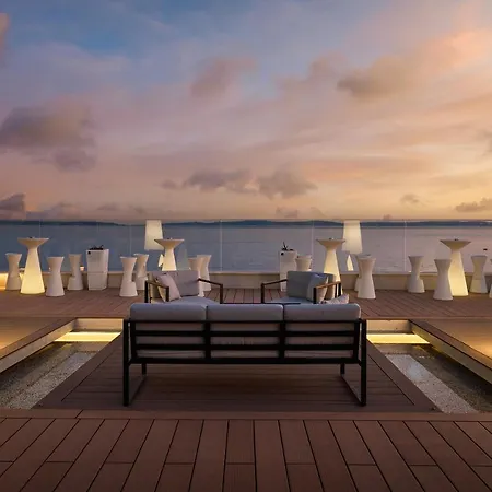 Amphora 4* سبليت