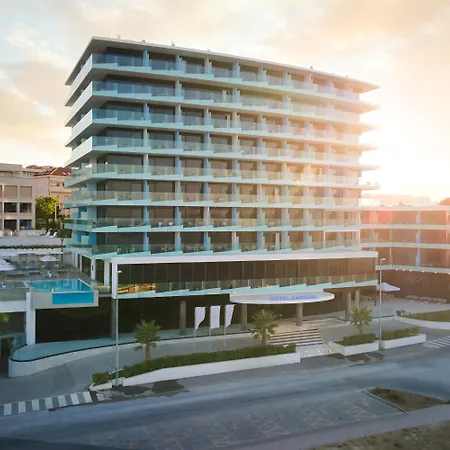 Hotel Amphora 4*