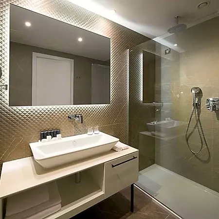 Hotel Amphora 4*