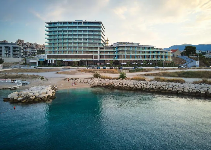 Hotell Amphora 4*
